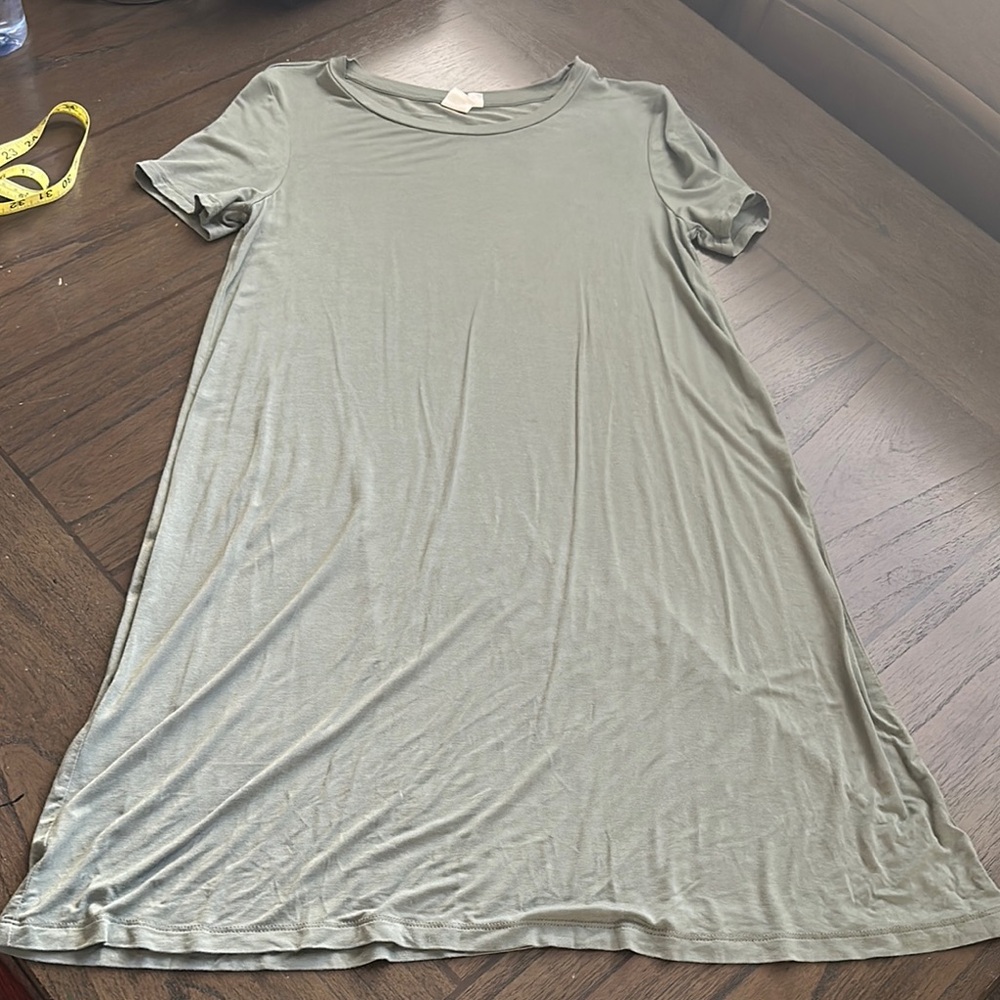 GAP Casual Olive Green T-Shirt Dress